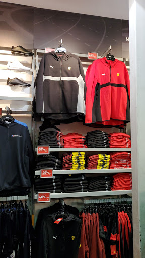 Shoe Store «PUMA», reviews and photos, 131-C Nut Tree Rd, Vacaville, CA 95687, USA