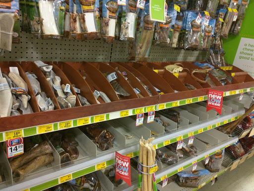 Pet Supply Store «PetSmart», reviews and photos, 8537 W Grand River Ave, Brighton, MI 48116, USA