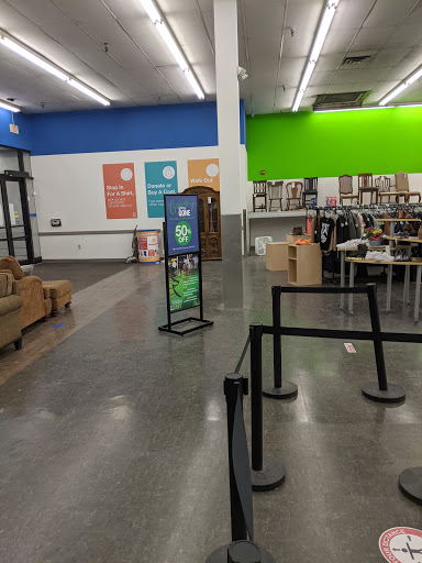 Charity «Goodwill North Oak», reviews and photos