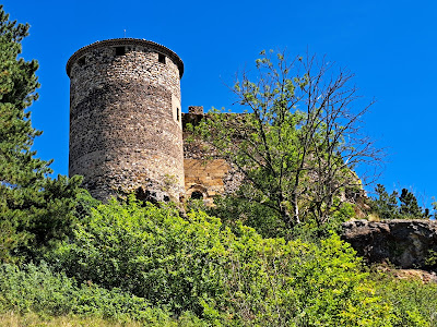 Château de Busséol à Busséol