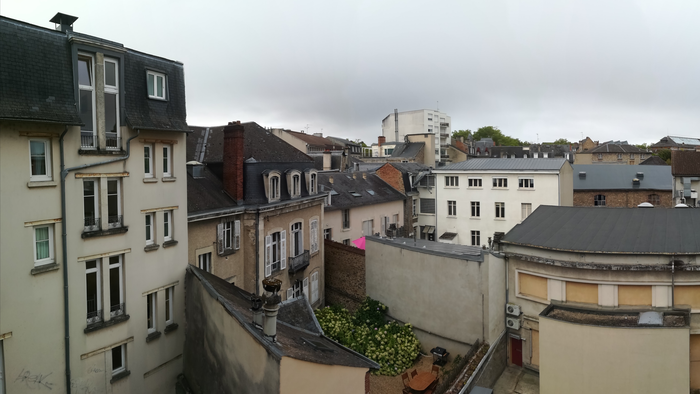 Photo n° 1 de l'avis de V. fait le 24/08/2020 à 04:24