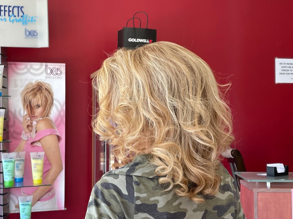 In Style Hair Salon 11581