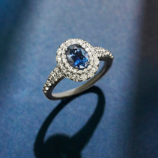 Jewelry Store «Benchmark Jewelers - Town East Mall», reviews and photos, 1162 Town East Mall, Mesquite, TX 75150, USA