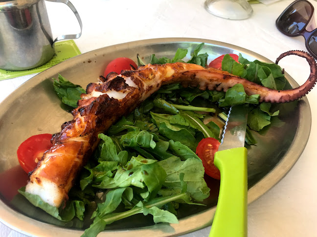 at Thomas - Ρόδος