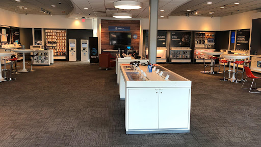 Cell Phone Store «AT&T», reviews and photos, 975 Savannah Hwy Suite 301, Charleston, SC 29407, USA