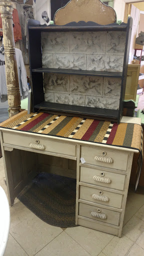 Gift Shop «Random Harvest Marketplace», reviews and photos, 105 N 3rd St, Beresford, SD 57004, USA