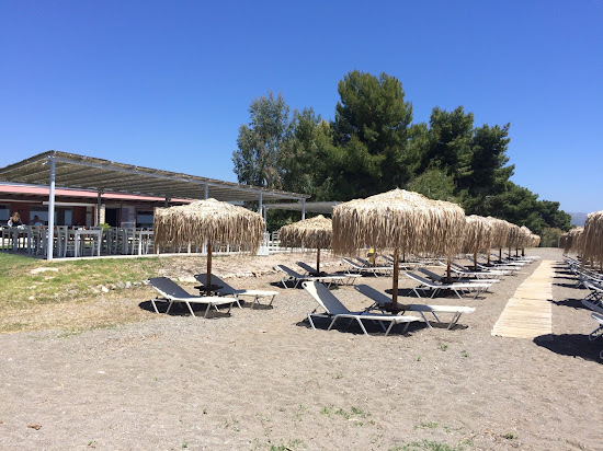 Makis beach