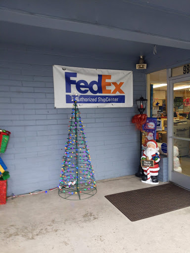 Shipping and Mailing Service «Pony Express Juanita», reviews and photos, 9805 NE 116th St, Kirkland, WA 98034, USA