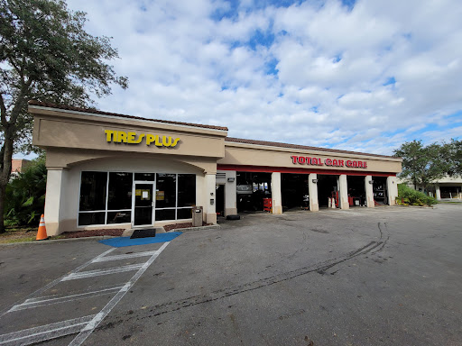 Tire Shop «Tires Plus», reviews and photos, 6050 20th St, Vero Beach, FL 32966, USA