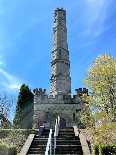 Monument maker Hamilton