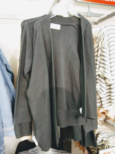 Clothing Store «Old Navy», reviews and photos, 7 Backus Ave, Danbury, CT 06810, USA