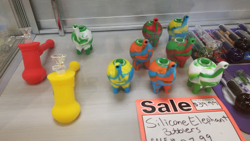 Vaporizer Store «Still Smoking Vapor & Smoke Shop», reviews and photos, 2605 S Decatur Blvd #107, Las Vegas, NV 89102, USA