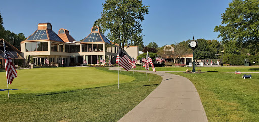 Country Club «Avon Oaks Country Club», reviews and photos, 32300 Detroit Rd, Avon, OH 44011, USA