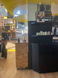 Photo n°136 de Café Joyeux Champs-Élysées à Paris ()