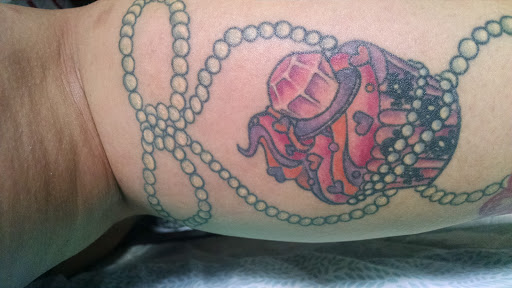 Tattoo Shop «Konkrete Jungle Kustom Tattoo», reviews and photos, 6590 Old Waterloo Rd, Elkridge, MD 21075, USA