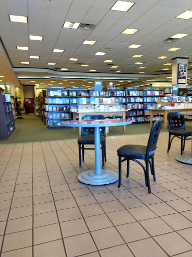 Book Store «Barnes & Noble», reviews and photos, 1701 Mallory Ln, Brentwood, TN 37027, USA