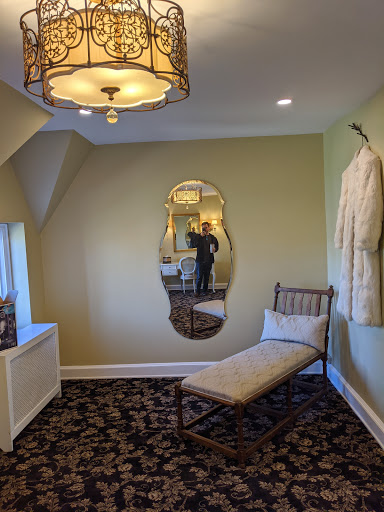 Wedding Venue «Moorestown Community House», reviews and photos, 16 E Main St, Moorestown, NJ 08057, USA