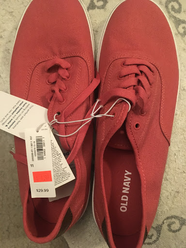 Clothing Store «Old Navy», reviews and photos, 19401 Alderwood Mall Pkwy, Lynnwood, WA 98036, USA