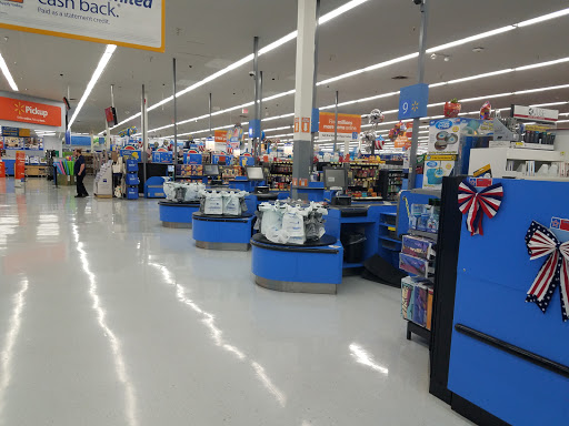 Department Store «Walmart Supercenter», reviews and photos, 150 Smith Rd, St Charles, IL 60174, USA