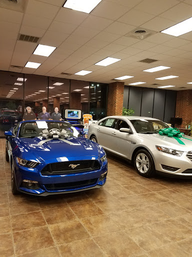 Ford Dealer «Billy Howell Ford Lincoln», reviews and photos, 1805 Atlanta Hwy, Cumming, GA 30040, USA