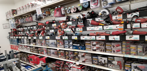 Hardware Store «Harbor Freight Tools», reviews and photos, 22330 S Sterling Blvd STE 101, Sterling, VA 20164, USA