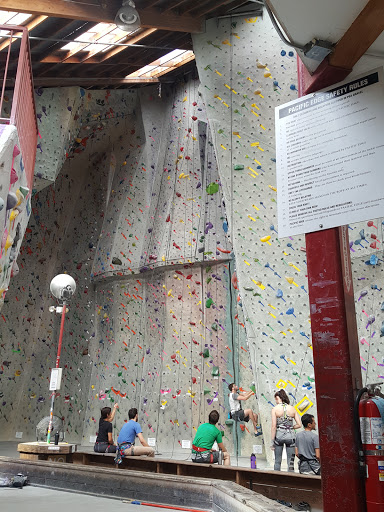 Rock Climbing Gym «Pacific Edge Climbing Gym», reviews and photos, 104 Bronson St #12, Santa Cruz, CA 95062, USA