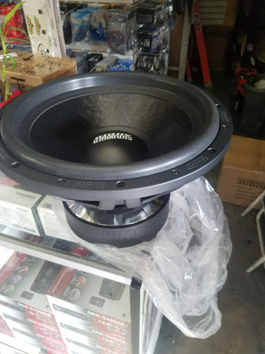 Car Stereo Store «Ground-Shaker La Raza Electronics», reviews and photos, 929 E 11th St, Los Angeles, CA 90021, USA