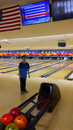 Bowling Alley «AMF Hilltop Lanes», reviews and photos, 5918 Williamson Rd, Roanoke, VA 24012, USA