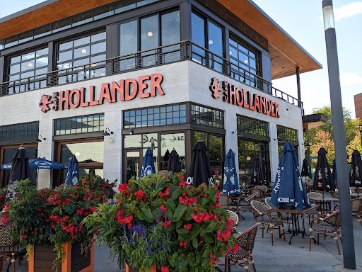 Shopping Mall «Hilldale Shopping Center», reviews and photos, 726 N Midvale Blvd, Madison, WI 53705, USA