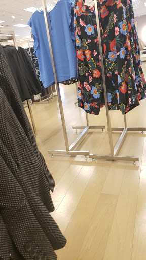 Department Store «Lord & Taylor», reviews and photos, 1701 Sunrise Hwy, Bay Shore, NY 11706, USA