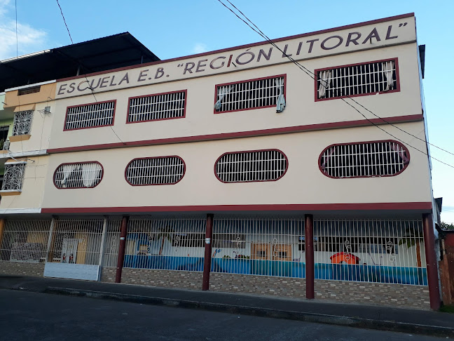 Opiniones de Unidad Educativa Región Litoral en Quevedo - Escuela