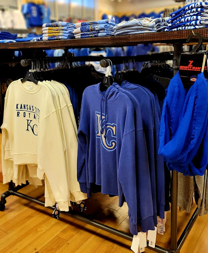 Sportswear Store «Rally House Boardwalk», reviews and photos, 8650 N Boardwalk Ave, Kansas City, MO 64154, USA