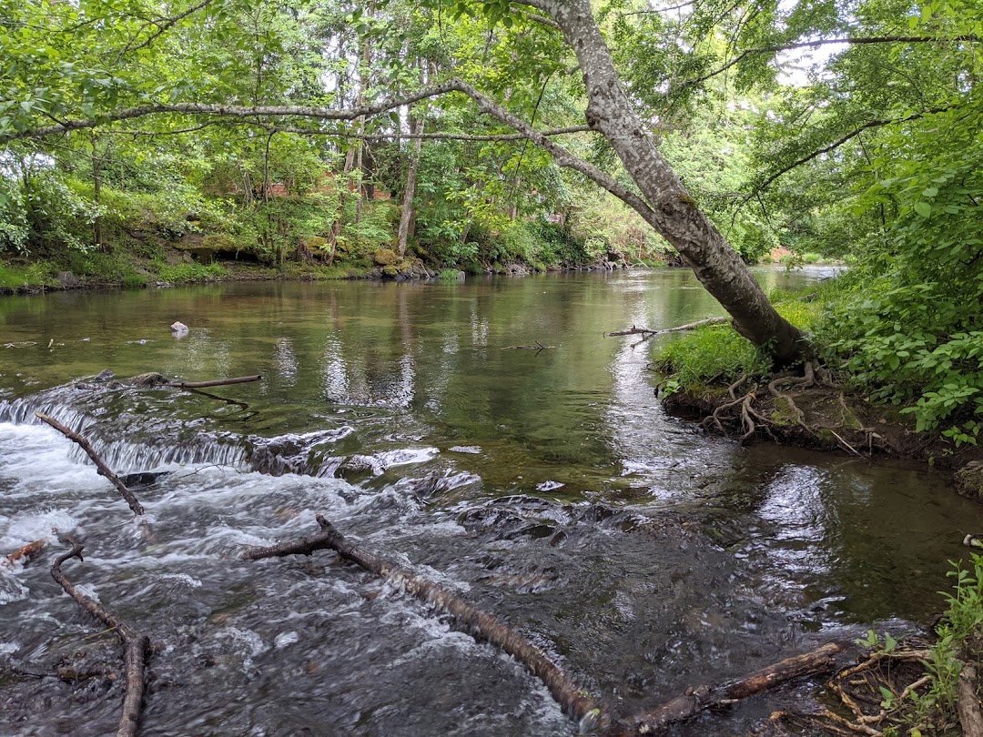 Delbert Hunter Arboretum and Botanical Garden