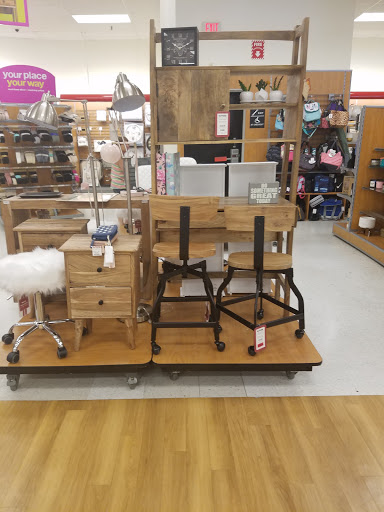 Department Store «T.J. Maxx», reviews and photos, 239 Memorial Ave, West Springfield, MA 01089, USA