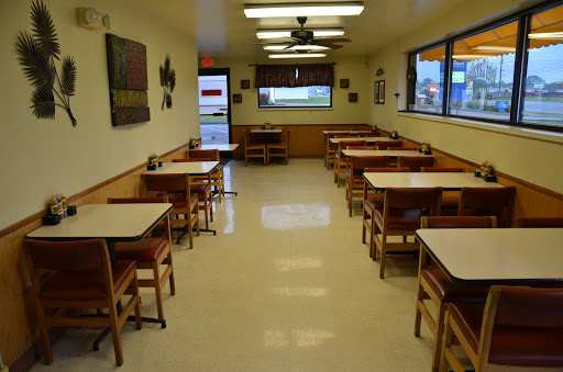 Barbecue Restaurant «Whitts Barbecue», reviews and photos, 2030 Wilma Rudolph Blvd, Clarksville, TN 37040, USA