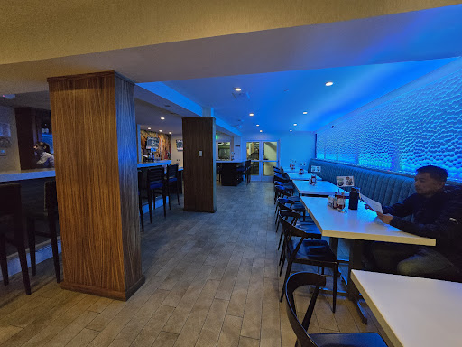 Chambers Bar & Bistro