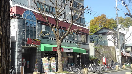 トーホーストア湊川公園店