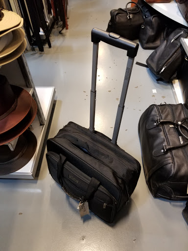 Shopping Mall «Allen Premium Outlets», reviews and photos, 820 Stacy Rd, Allen, TX 75013, USA