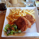 Photo n°2 de l'avis de J... fait le 08/11/2019 à 13:07 sur le  Berggasthaus Fröbelturm à Schwarzatal