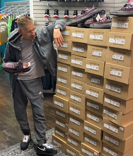 Shoe Store «Sneaker Syndicate», reviews and photos, 213 N Magnolia Ave, Orlando, FL 32801, USA