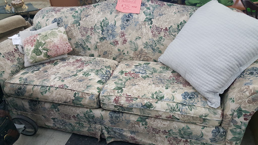 Thrift Store «Boomerangs Jamaica Plain», reviews and photos, 716 Centre St, Jamaica Plain, MA 02130, USA