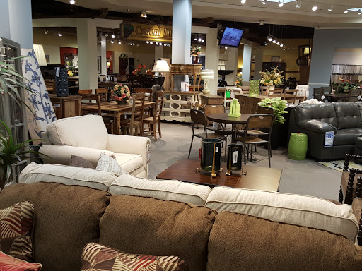 Mattress Store «Wolf Furniture», reviews and photos, 4661 Lindle Rd, Harrisburg, PA 17111, USA