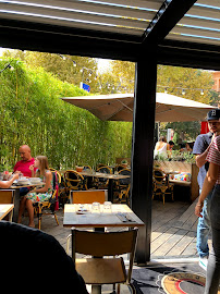 Atmosphère du Restaurant de hamburgers Corner Bistro Rotonde à Aix-en-Provence - n°15