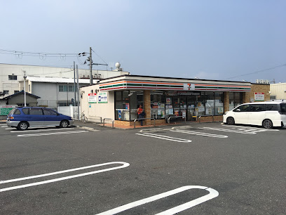 セブン-イレブン 城陽平川店
