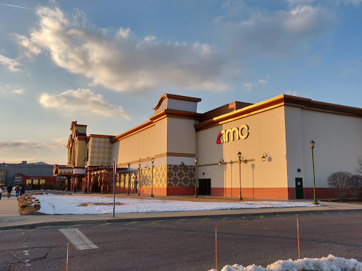 Movie Theater «AMC», reviews and photos, 651 Kapkowski Rd, Elizabeth, NJ 07201, USA