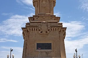 Monument a Roger de Llúria image