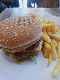 Plats et boissons du Restaurant de hamburgers MAC Burger à Nantes - n°2