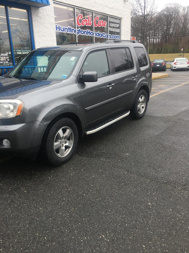 Auto Body Shop «Maaco Collision Repair & Auto Painting», reviews and photos, 500 Hicksville Rd, Massapequa, NY 11758, USA