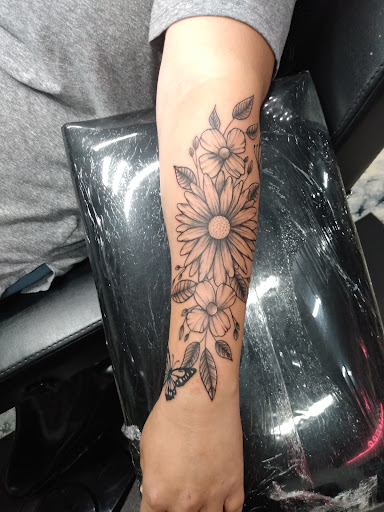 Explore jedi tattoo ideas, creative tattoo ideas in Woodland, available at Philthy Clean Tattoo & Piercings 3