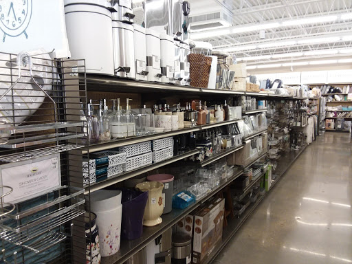 Home Goods Store «Tuesday Morning», reviews and photos, 994 Tupelo Commons, Tupelo, MS 38804, USA